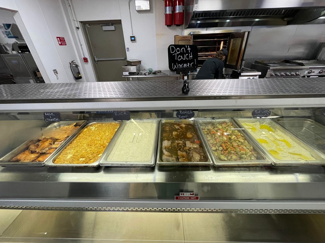 Today's menu! Stop on by for lunch!

Baked Chicken
Mac and cheese
Rice
Roast beef in gravy
Brussel sprouts and carrots
Mashed potatoes

Soups:
Cream of chicken and broccoli
Broccoli and cheddar